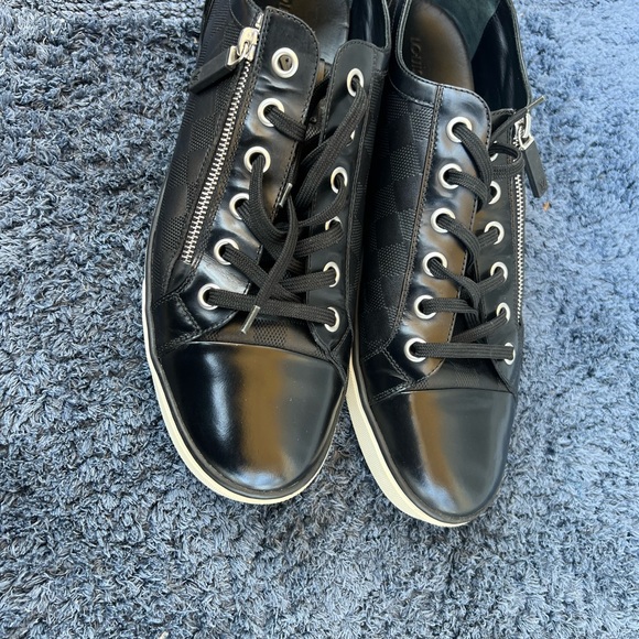 Louis Vuitton sneakers LV size 10 - Picture 10 of 15